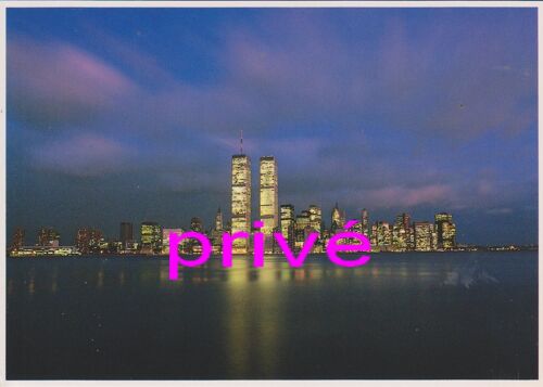 New York Glowing Skyline Twin Towers World Trade Center