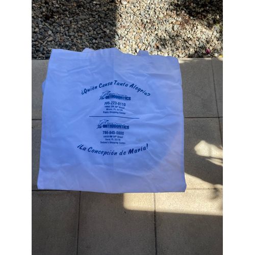 Sac fourre-tout blanc en tissu, avec pub