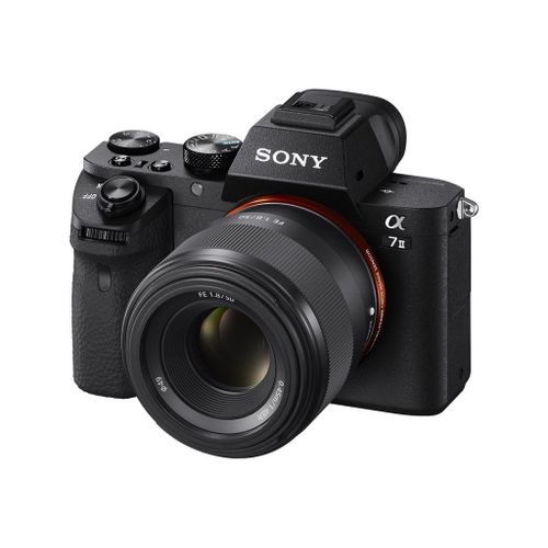 Objectif Sony SEL50F18F 50 mm - f/1.8 FE - Sony E-mount - pour Cinema Line; a VLOGCAM; a1; a1 II; a6700; a7 IV; a7C; a7C II; a7CR; a7R V; a7s III; a9 III