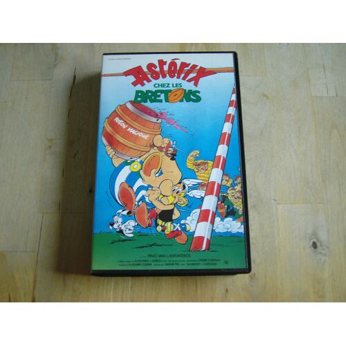 Astérix Chez Les Bretons - Vhs