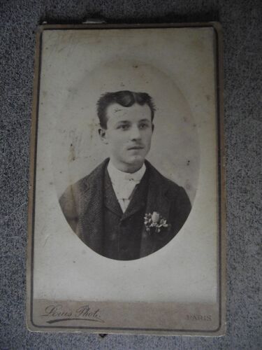 Photographie De La Porte Sain Martin Louis 29 Boulevard St Martin En Face Du Théâtre De L'ambigu Paris