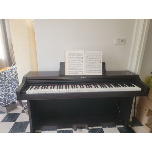 Piano Kawai