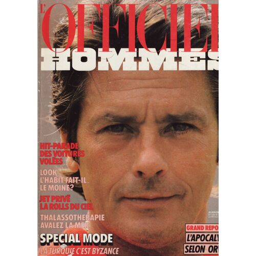L'officiel Hommes / 02-1984 N°41 : Alain Delon (3p) - Pierre Cardin (10p)