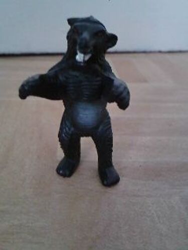 Ours Sauvage Figurine
