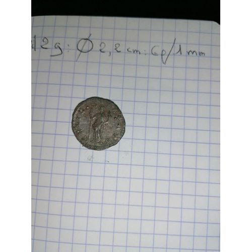 Lot De 2 Pieces En Billon De L'empereur 'postume'