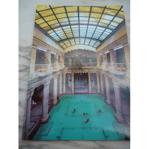 Carte Couleurs De Budapest :La Piscine.
