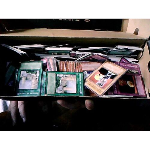 Lot  De 140  Cartes  Yu ! Gi ! Ho !
