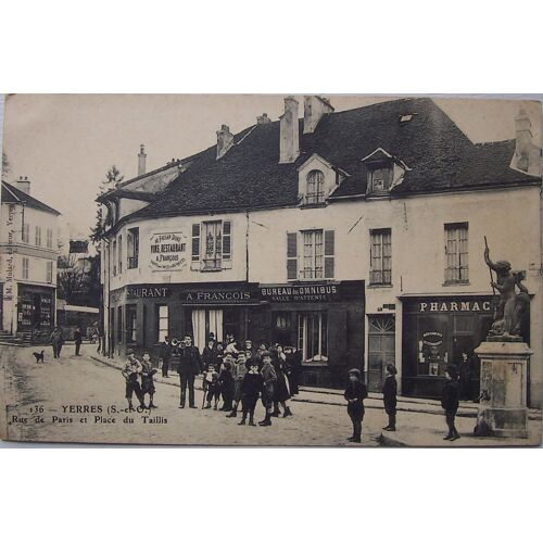 Cpa Yerres 91 Seine-Et-Oise Place Du Taillis