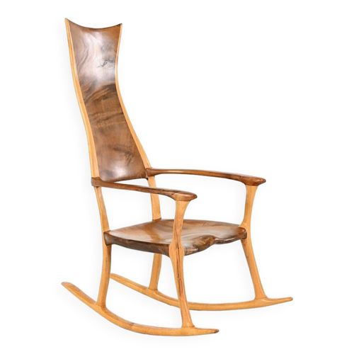 Donald Gordon Rocking Chair En Kauri Bois