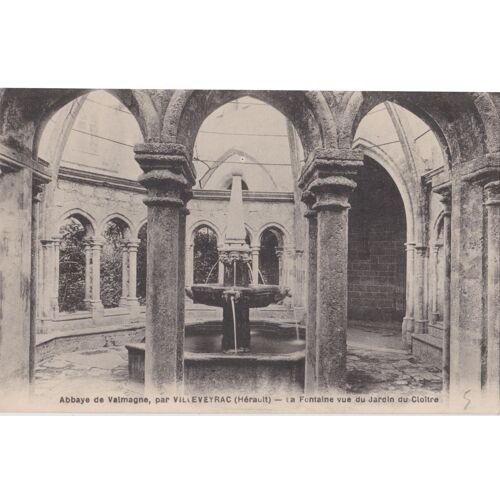Carte Postale Ancienne 34 - Villeveyrac - Abbaye De Valmagne - La Fontaine