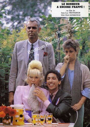 Le Bonheur A Encore Frappé! : Jeu De 10 Photos D'exploitation Cinématographique - Format 21x30 Cm - De Jean-Luc Trotignon Avec Jean-Luc Bideau, Michele Brousse, Jean-Noël Brouté - 1985