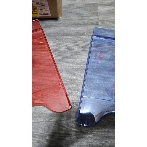 Lot De Deux Esselte Corbeille À Courrier A4 Rouge Et Bleu Transparent