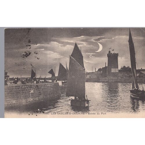 Carte Postale Des Sables D'olonne (Vendée) Entrée Du Port