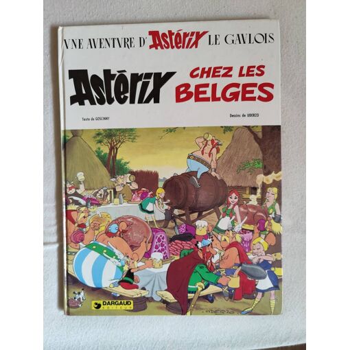 Astérix (Intégrale Dargaud) -13- Obélix et compagnie, Astérix chez les Belges