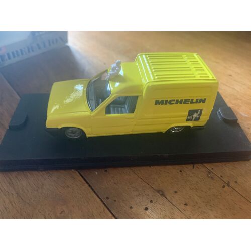 Renault Express Jaune Bibendum Michelin Verem 156 Avec Boite-Verem