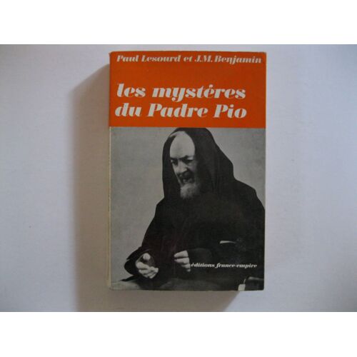 Les Mysteres Du Padre Pio.