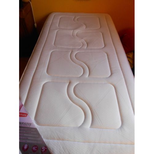 Sommier Bultex + matelas Nightitude 1 pers. 90x190