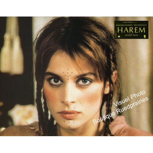 Harem : Jeu De 12 Photos D'exploitation Cinématographique - Format 22x28 Cm - De Arthur Joffé Avec Nastassja Kinski, Ben Kingsley, Michel Robin - 1985