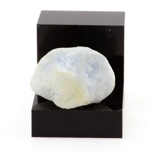 Calcite. 50.4 Ct. Tatlock, Ontario, Canada.