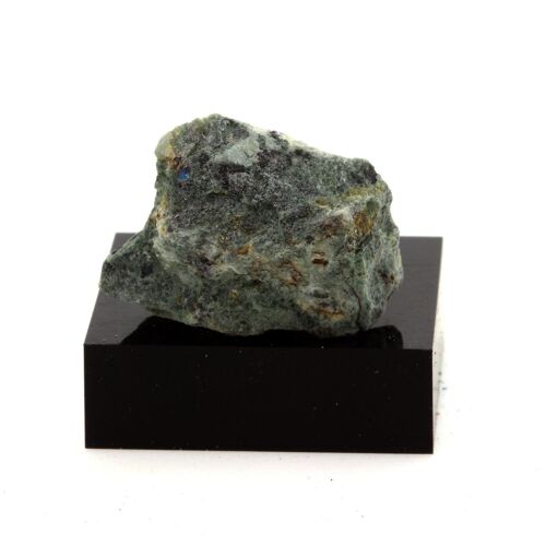 Bornite + Siderite. 40.1 Ct. Thetford Mines, Québec, Canada.