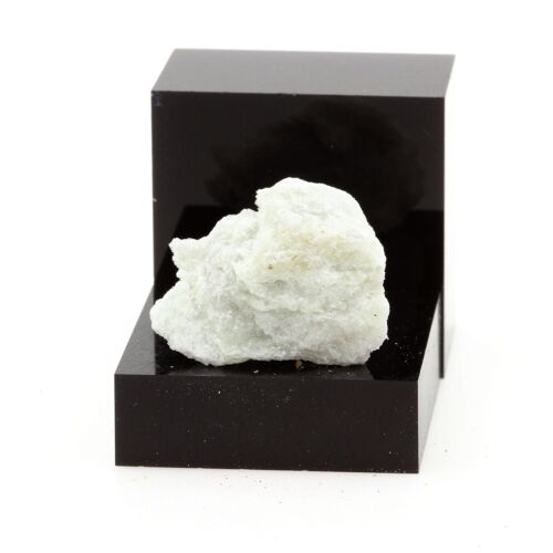 Calcite. 25.2 Ct. Tatlock, Ontario, Canada.
