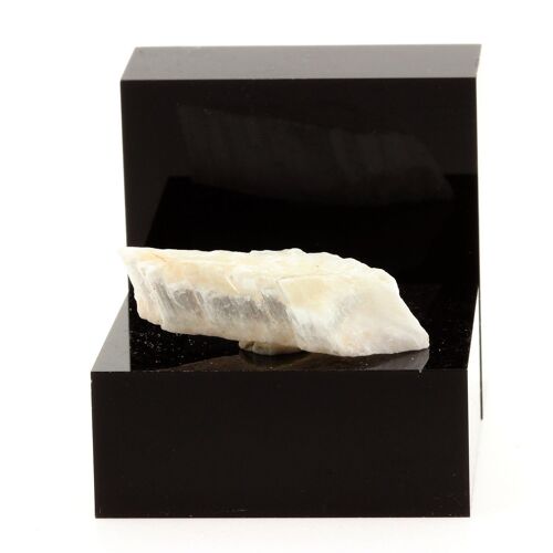 Selenite . 44.31 Ct. Utah, Usa.