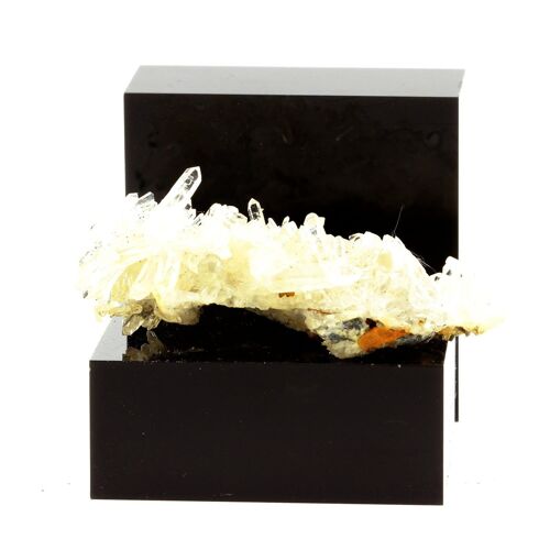 Quartz "" Cristal De Roche "" Et Siderite. 133.3 Ct. Le Trou Des Chasseurs, Vizille, Isère, France.