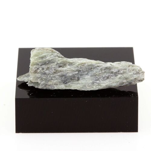 Pyrophyllite. 13.3 Ct. Estrie, Québec, Canada.