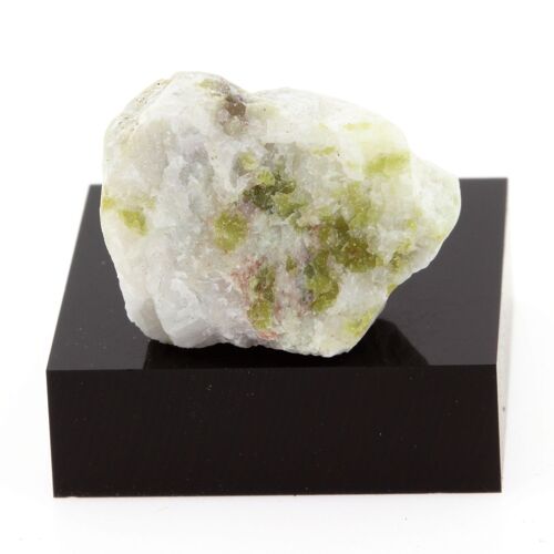 Artinite. 44.3 Cts. Grenville, Québec, Canada.