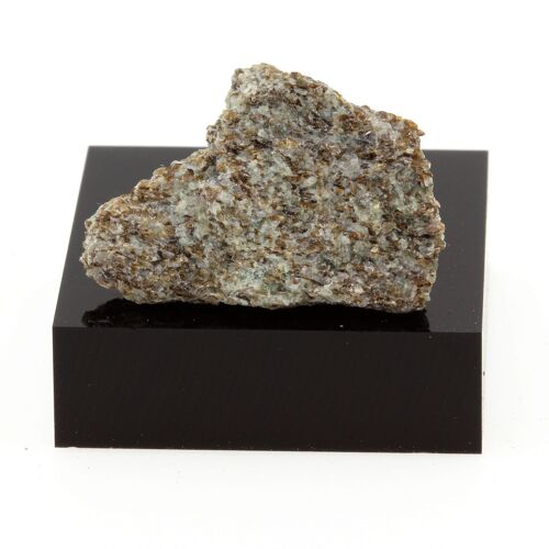 Alurgite. 31.9 Cts. Kilmar, Québec, Canada.