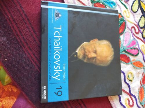 Cd Album Avec Une Notice Très Intéressante Tchaikovsky Produit Par Le Journal Le Figaro Numéro 19