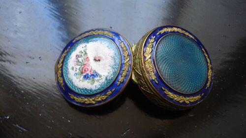 Ancienne Boite A Pilule Bronze Cisele Et Emaille,Xixe.