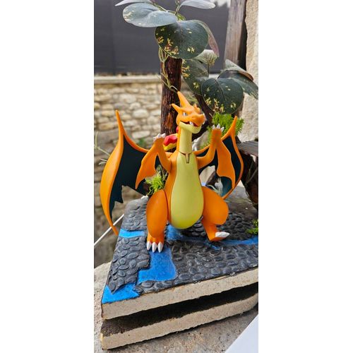 Super Grande Figurine Pokemon Nintendo Tomy Mega-Dracaufeu