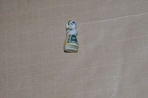 Feve Personnage Provence Dans Les Tons Jaunes