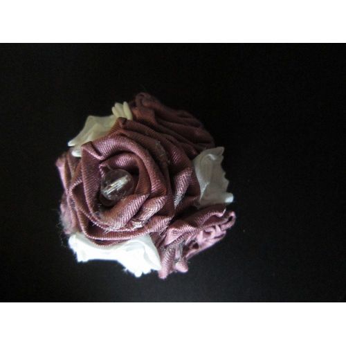Clips Chaussures Vieux Rose Et Blancs