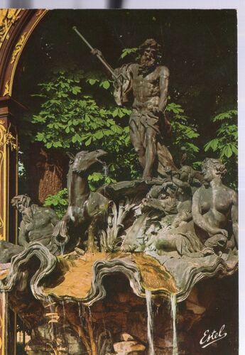 Carte Postale De Nancy (Meurthe Et Moselle) Place Stanislas, La Fontaine De Neptune (Réf.100)