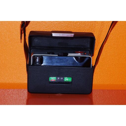 Appareil Photo Argentique Agfa ISO-Rapid 1970 – Avec Pochette – Non Testé