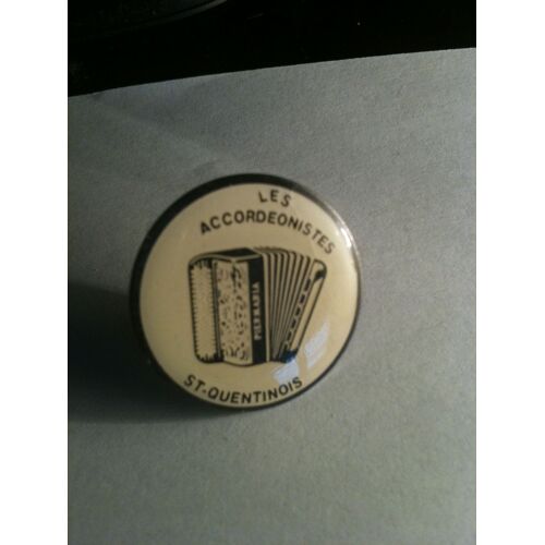 Pin's Les Accordéonistes Saint-Quentinois