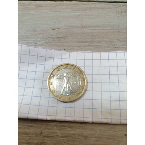 Vends Pièces De Monnaie 1€....2200€