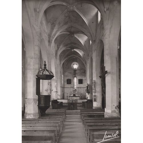 Cité Médiévale De Pérouges (Ain) Intérieur De L'église