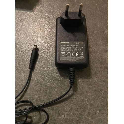 Adaptateur Huawei HW-120050E3W outpout 12v 0,5A
