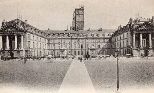 Cpa Début Xx Ème Siècle - Dijon - 21 - Cote D'or - L'hotel De Ville - Collection Nd