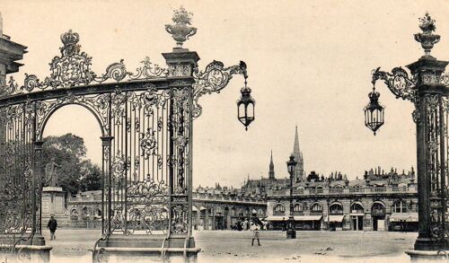 Cpa Debut Xx Eme Siecle - N° 2 Nancy - 54 - Meurthe Et Moselle - Place Stanislas- Grilles De Jean Lamour - 1755 - Non Ecrite - Editions Royer - Nancy