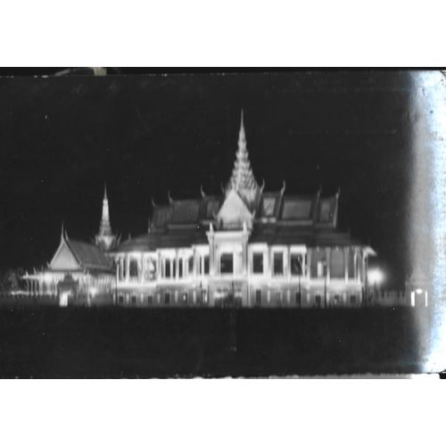 Phnôm Penh - Cambodge - Le Palais De Danse Illuminé 1950