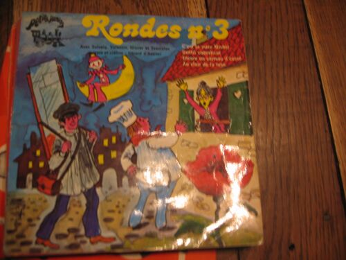 Rondes N° 3  // Mere  Michel/  Gentil Coquelicot /Encore Un Carreau Casse/  Au Clair   De  La   Lune