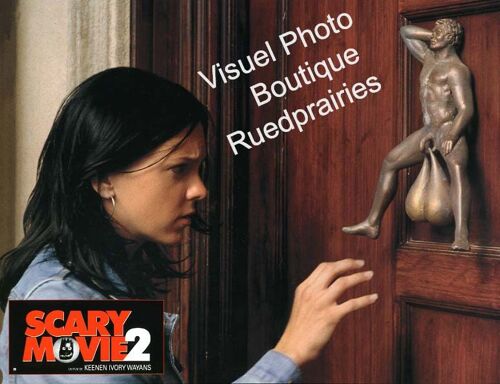 Scary Movie 2 : Jeu De 12 Photos D'exploitation Cinématographique - Format 21x27,5 Cm - De Keenen Ivory Wayans Avec Anna Faris, Shawn Et Marlon Wayans, Regina Hall, James Woods - 2001