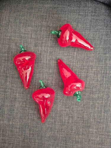 Piments en verre décoratifs