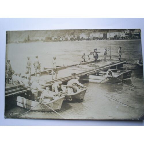 Mise En Place D'une Passerelle Par Des Sapeurs Français  En 1923 À Coblence.