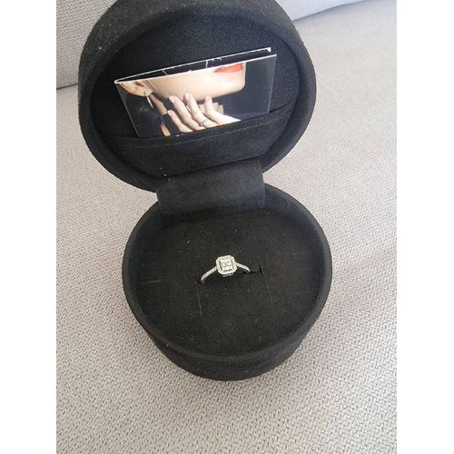 Bague Solitaire Lumineux 0,28 Ctle Diamantaire