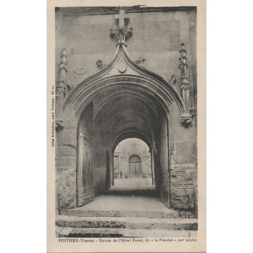 Poitiers - Hôtel Fumé - La Prévoté Entrée 1920